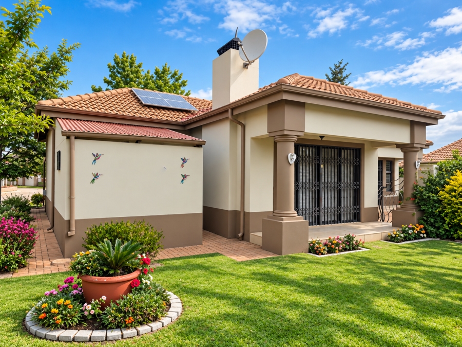 2 Bedroom Property for Sale in Waterberry Estate North West